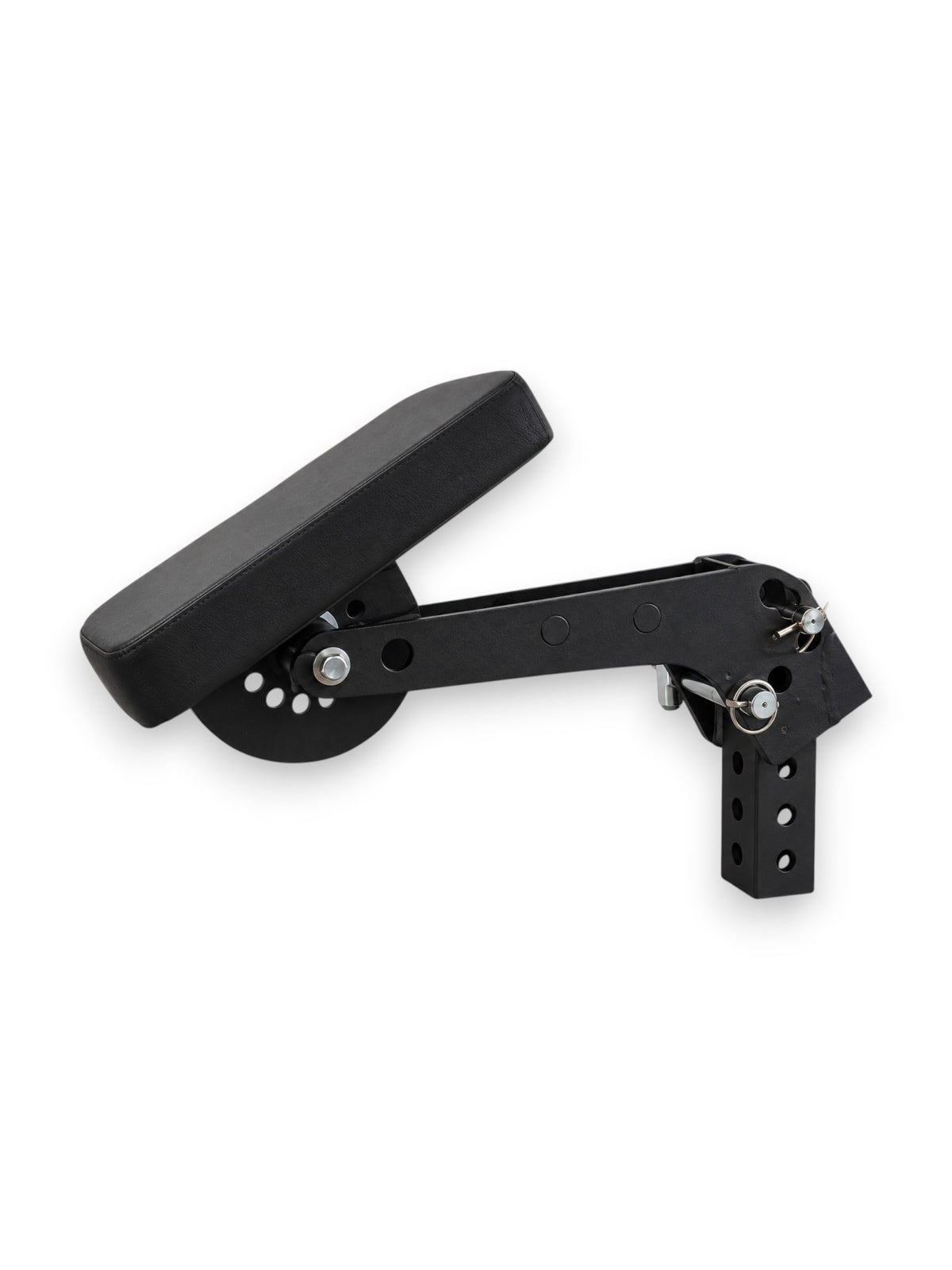 Black 3x3 inch rack-mounted seal row pad attachment with 1 inch mounting pins